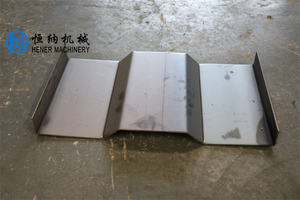 Macchina profilatrice per pannelli laterali in acciaio a profilo <span class=keywords><strong>M</strong></span> per camion, per la produzione di pannelli laterali per carrozzerie di camion - Product Image 6