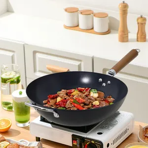 Wholesale Carbon Steel Wok Nitriding Non Stick Wok With Wooden Handle