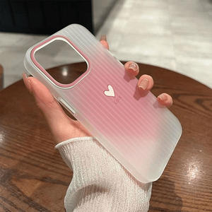 เคสโทรศัพท์ที่เหมาะสำหรับ iPhone 17 Pro Max, เคสกันกระแทกแบบมีลวดลายหัวใจไล่เฉดสีระดับไฮเอนด์ - Product Image 4