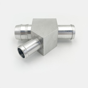 Chất lượng cao tùy chỉnh CNC kim loại ba cách Ống Doanh Adapter phụ tùng ô tô xe CNC gia công phần CNC OEM Gia công phần - Product Image 1