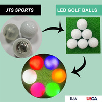 La lumière élevée de boule de golf du rebond LED après 6 couleurs frappées pour choisissent