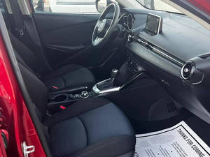 Toyota Yaris IA 2013, Sedán 4 Puertas, Volante a la Izquierda, Cuero, Venta al por Mayor, Coche Usado Sin Accidentes, Excelente Rendimiento de Combustible, Ruedas On-Star, Tracción Trasera, Oferta Económica - Product Image 6