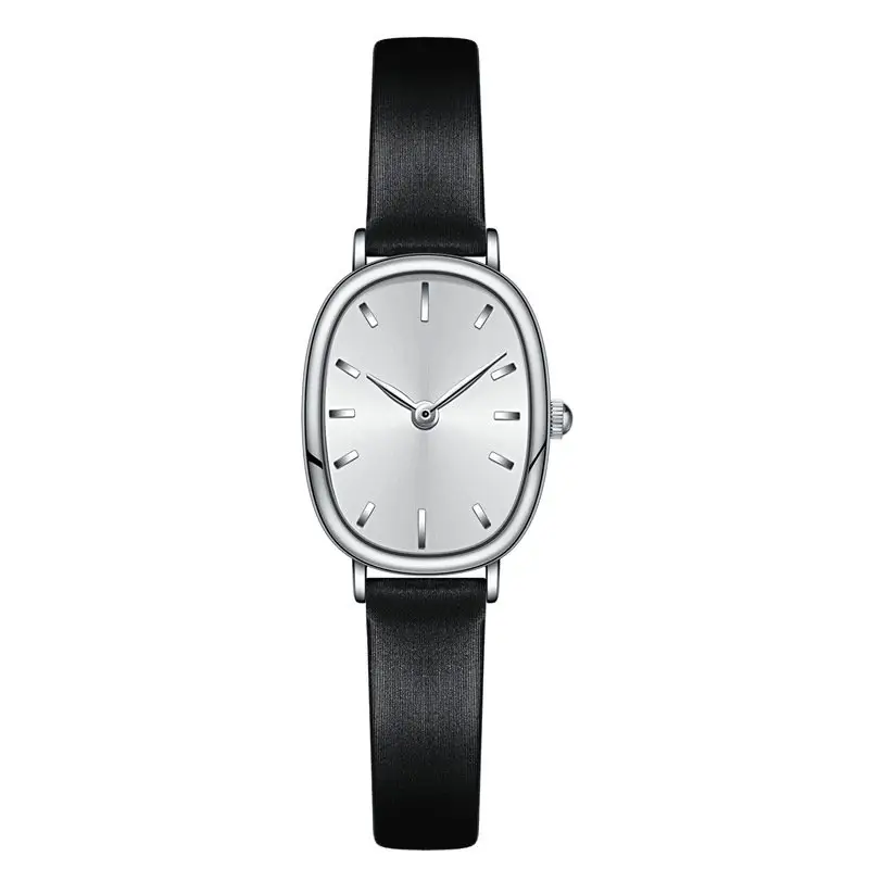 売れ筋の新しいトレンドの女性のレトロなクォーツ時計ライト高級オーバルダイヤル時計小さな女性の装飾的な時計