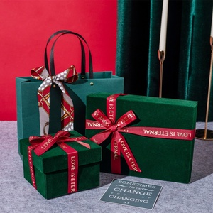 <b>Empty</b> Rectangular <b>Gift</b> <b>Box</b> for Scarf and Clothes Christmas Style Green with Lid and Bottom Customized Logo Ribbon - Product Image 4