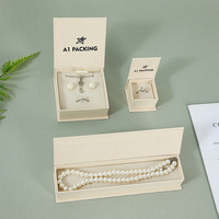 Boîtes à bijoux articulées Becan avec compartiments séparés pour bagues, boucles d'oreilles et colliers longs, pour la vente en gros (Schmuck Verpackung)