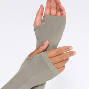 헥신 재고 있음 화이트 쓰리피스 숏 썸머 세트 여성 의류 수트 세트 쉐이프웨어 - Product Image 5