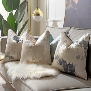 Fundas de almohada de sofá de lujo modernas de champán, Fundas de cojín decorativas con patrón geométrico Retro para sala de estar - Product Image 1