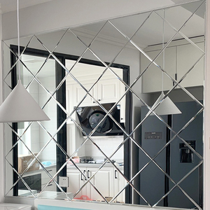Miroirs décoratifs à bords biseautés de conception innovante, carreaux de forme diamant carrée pour mur - Product Image 2