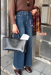 大码女式高腰阔腿牛仔裤常规版型四季弹力透气环保牛仔裤涤纶 - Product Image 5