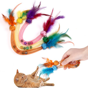 Juguete elástico con cuerda para gatos, juguete con plumas para gatos, bola de hierba gatera, dispositivo de autoentretenimiento y entretenimiento, mordedor para gatitos, mascota - Product Image 4