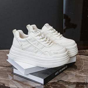 Baskets décontractées d'hiver pour femmes 2026, légères, à talon haut, à dents rondes, en toile respirante, blanc pastel - Product Image 4