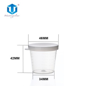 Gobelet à urine médical Wantong 30 ml en plastique avec couvercle, gobelet gradué pour usage médical - Product Image 3