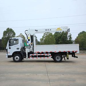 Grue montée sur camion Dongfeng 5T à flèche télescopique 4 sections, approvisionnement direct usine pour la logistique, les ports, la construction et le levage en chantier - Product Image 6