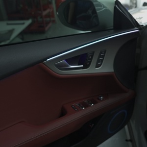 Système d'éclairage d'ambiance pour véhicule RHD avec contrôle sans fil Bluetooth et synchronisation des couleurs multi-zones - Product Image 2