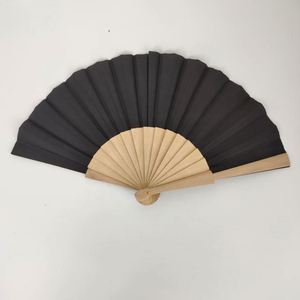 Éventail en bois personnalisé imprimé et gravé, pliable en bambou, portable, en tissu, décoration d'intérieur pour mariages et événements - Product Image 4