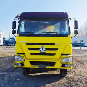 Camión Volquete Usado Sinotruk HOWO 8x4 de Alta Calidad y Económico con Volante a la Izquierda - Product Image 1