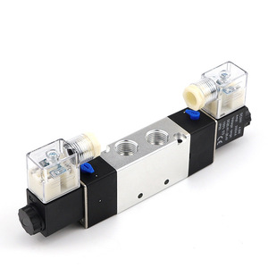 Válvula Solenoide de Cinco Vías y Dos Posiciones de Doble Bobina 4V320-10 de Alto Rendimiento para Agua, Personalizable, Compatible con OEM, DC12V DC24V AC110V AC220V - Product Image 3