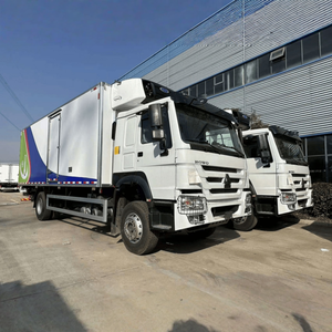 รถบรรทุกห้องเย็น HOWO 6x4 ดีเซล เกียร์ธรรมดา 20 ตัน สำหรับขนส่งอาหารแช่แข็ง - Product Image 4