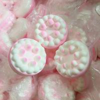 Jouet anti-stress en PU souple et moelleux en forme de gâteau de framboise artificiel, à récupération lente, vente en gros d'usine, fabriqué au Zhejiang