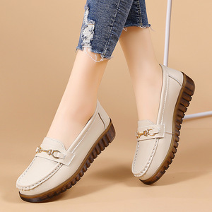 Scarpe Basse Primaverili e Autunnali Nuovo Stile per Donne Scarpe a Punta Bassa per Mamme Antiscivolo con Suola Morbida Comode per i Piedi - Product Image 3
