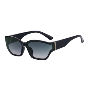 Gafas de Sol Cuadradas Modernas para Mujer, Protección UV400, Montura de PC, Lentes Negras, Estilo Cross Border FY-99202 - Product Image 3