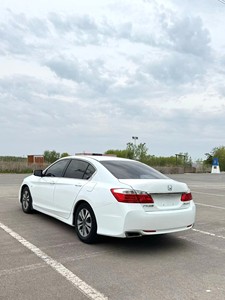 Sedán Usado en Venta, <span class=keywords><strong>Honda</strong></span> <span class=keywords><strong>Modelo</strong></span> 2015, 9.ª Generación Accord 2.0L LX, 5 Plazas, Gasolina, R16, Volante a la Izquierda, Jiben Auto - Product Image 2