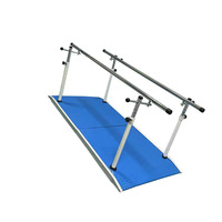 Équipement de thérapie à hauteur réglable de barre parallèle de réadaptation de dispositif d'entraînement de marche d'enfant adulte