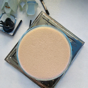 Éponge de poudre de maquillage cosmétique ronde nue blanche en latex naturel bon marché pour améliorer votre routine de beauté - Product Image 4
