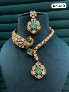 Ensemble de bijoux en laiton traditionnel avec motif paon et perles pour femmes, collier et boucles d'oreilles ethniques pour mariage - Product Image 4