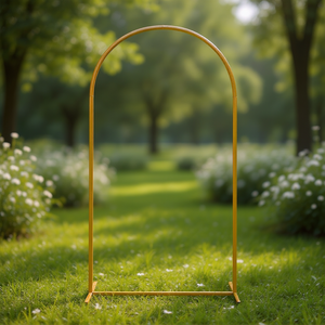 Arche de mariage en fer jaune doré 100 cm H x 200 cm L avec clous de fixation au sol pour cérémonies et fêtes en extérieur dans les jardins - Product Image 2
