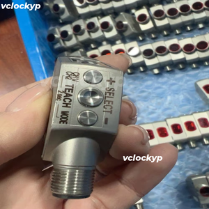 1 PC Q4XTKLAF600-Q8 เซ็นเซอร์วัดระยะด้วยเลเซอร์สำหรับเครื่องเจาะรูด้านข้าง ใช้งานได้ในสภาพดี - Product Image 4
