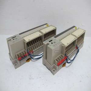 PLC <span class=keywords><strong>2</strong></span> 件装 SRT2-OD16T-1 远程终端 24 VDC SRT2OD16T1 输入模块 24V - Product Image 1