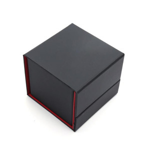 Small Lacquer Gold Packaging Box Jewelry Mailing Cardboard Box With Pouch And Card