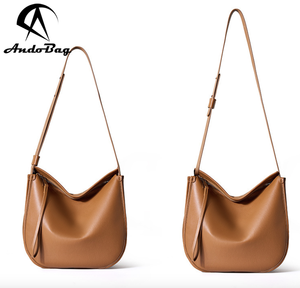 Sac carré AndoBag en cuir de vache véritable, nouveau sac à bandoulière pour femmes, sacs de travail en cuir souple pour les trajets quotidiens 2522 - Product Image 6