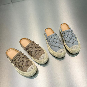 Xinzirain Tùy Chỉnh Thiết Kế Phong Cách Giản Dị Denim Giày Vải Kim Cương Chuỗi Mules Chiều Cao Tăng Tính Năng Phẳng Trượt-<span class=keywords><strong>On</strong></span> Cho Mùa Thu - Product Image 1