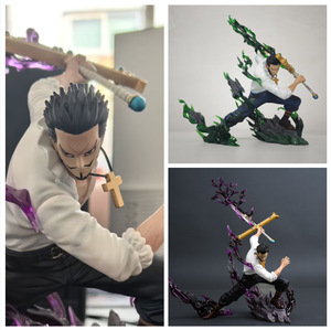 Estilo japonés PVC Anime Dracule <span class=keywords><strong>Mihawk</strong></span> personaje estatuas dibujos animados Modelo <span class=keywords><strong>figura</strong></span> - Product Image 2