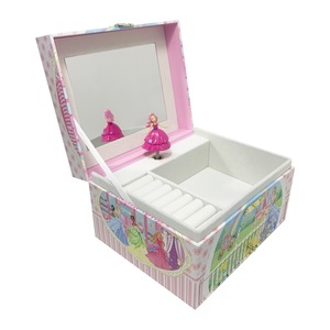Yiyu - Caja <span class=keywords><strong>Musical</strong></span> Giratoria <span class=keywords><strong>de</strong></span> MDF con Diseño <span class=keywords><strong>de</strong></span> <span class=keywords><strong>Castillo</strong></span> <span class=keywords><strong>de</strong></span> Princesa, Personalizada, con Manivela, Caja <span class=keywords><strong>de</strong></span> Regalo Personalizada para Niñas, Accesorios - Product Image 1