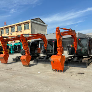 Pelleteuse d'occasion ZX70 Pelleteuse Hitachi ZX70 d'occasion japonaise Mini pelleteuse d'occasion de 7 tonnes de haute qualité à bas prix à vendre - Product Image 1