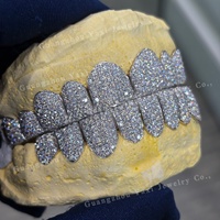 Grillz dentaires Hiphop personnalisés Moissanite/Diamant de laboratoire/Diamant naturel taille brillant Argent S925 Or massif 10K-18K Micro