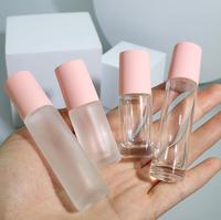 Vide 5ml 10ml clair verre dépoli huile essentielle lèvre-huile rouleau sur bouteille parfum rouleau boule bouteille avec bouchon coloré