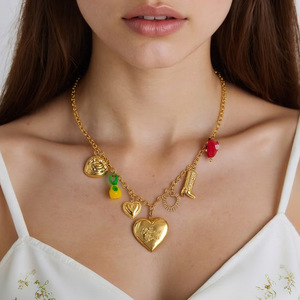 Collar con colgante de corazón de acero inoxidable, chapado en oro de 18 quilates, serie Ocean, cadena de clavícula con conchas marinas, para mujer, regalo. - Product Image 1