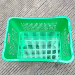 Cesta de Almacenamiento de Plástico Roja con Asas Metálicas, Rectangular, Capacidad de Carga de 40 kg, Caja de Almacenamiento para Organización - Product Image 3