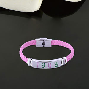 Acero inoxidable y cuero Fabricación Sorority Alpha Diseño inspirado Tono rosa y verde Año de Fundación 1908 Pretty Girl Bangle - Product Image 6