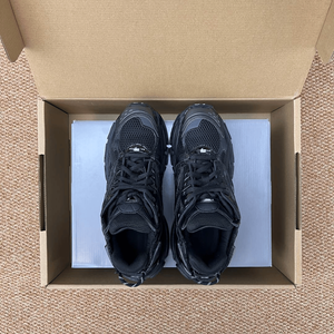 Zapatillas deportivas de malla de nylon negro mate, zapatillas de correr con cordones de lujo, zapatillas casuales para caminar, zapatillas de diseñador de moda para hombre - Product Image 4