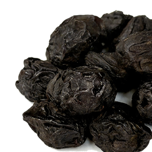 Fruit de prune foncé séché fumé de qualité supérieure, ingrédient dédié pour la soupe de prune acide maison et le thé en infusion - Product Image 2