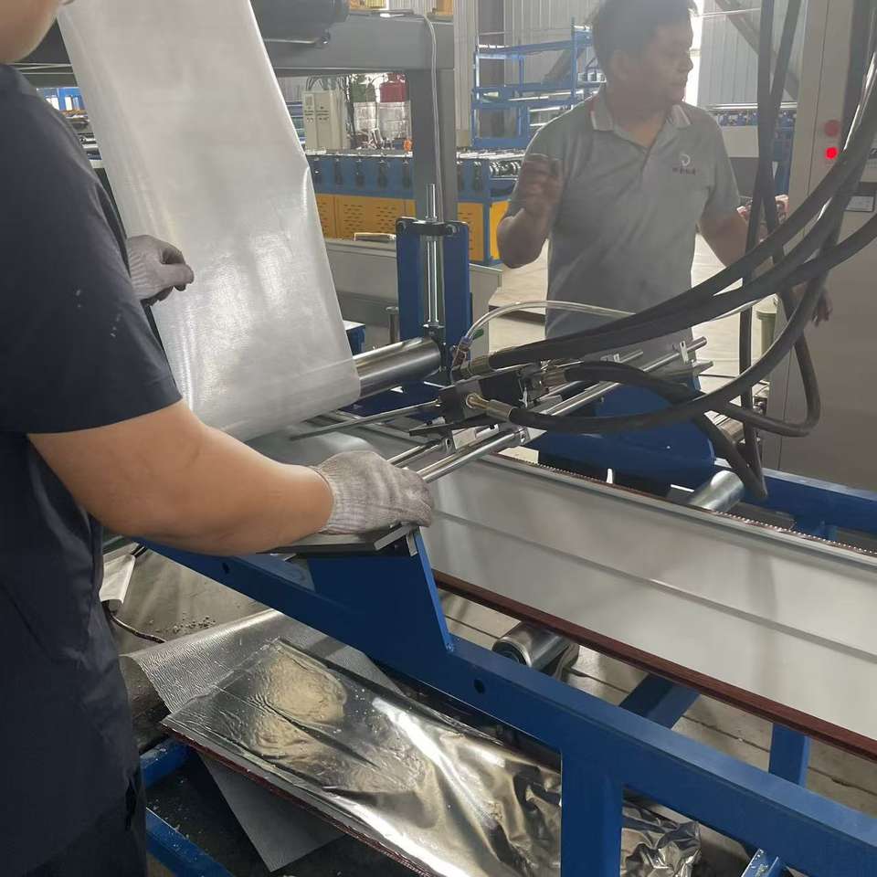 Mac Metal Cladding Metal Cladding Panels PU Sandwich Panel for Workshop Exterior Wall and ...