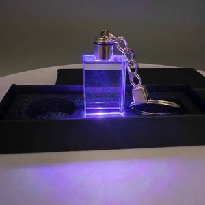 Llavero de Cristal K9 en Blanco con LED, Venta al por Mayor de Fábrica, Llavero de Cristal Personalizado para Promociones Corporativas y Llaveros con Logotipo al por Mayor - Product Image 3