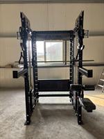 SK Machine Smith Tout-en-un et Entraîneur Fonctionnel, Cage Commerciale en Acier 3,0 mm avec Triple Pile de Poids de 68 kg pour la Musculation à Domicile