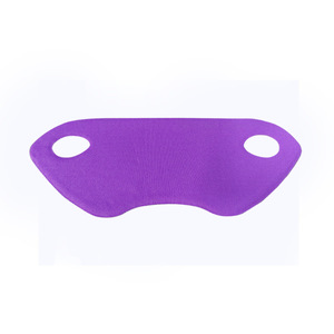 Masque facial V-Line violet à boucles auriculaires en hydrogel, tissu non tissé, respectueux de la peau, raffermissant, produit coréen de soin de la peau - Product Image 1