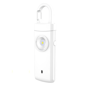 Venta al por mayor nuevo diseño recargable alarma personal seguro violación 130db autodefensa alarma llavero para niñas y personas mayores - Product Image 4